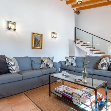 Casa Binitaref Ferienhaus